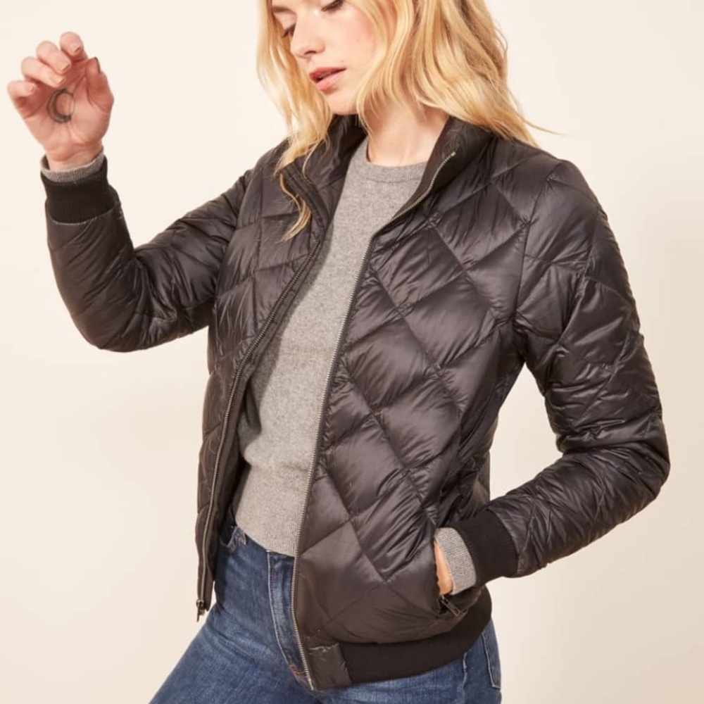 Patagonia women’s bomber jacket - XS